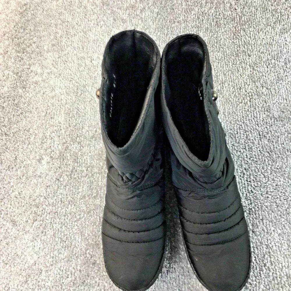 Stuart Weitzman cold weather Rain Snow black boots Slip On Women's Sz 8.5 N